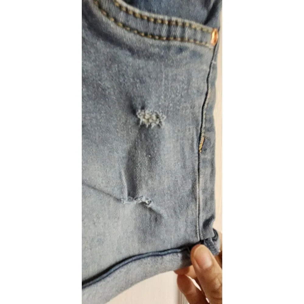 NWT BCBG GIRLS Denim distress roll cuff short‎ jeans Sz6